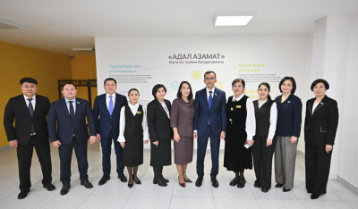 Сенаторлар Астанадағы білім ошақтарын аралады