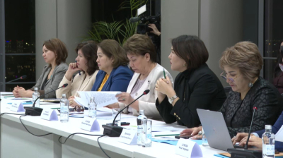 Кәсіпкер әйелдердің әлеуетін арттыру мәселесі талқыланды