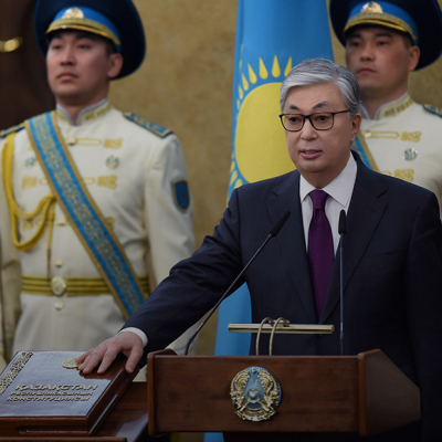 От парламентской республики к суперпрезидентской