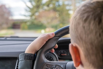 «Әкесінің көлігін сұрамай мініп кеткен»: Ақтөбеде 8-сынып оқушысы қаза тапты