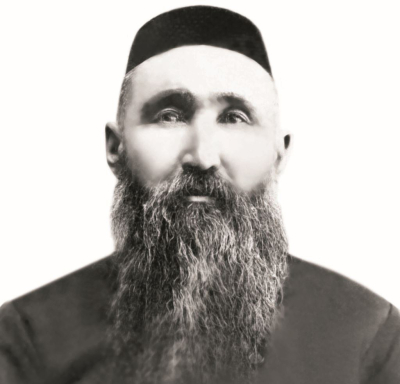 Шәкәрім қай шығармаларынан бас тартқан?