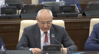 «Жер қойнауы кімнің қолында?» — Мәжілісте уран мен мұнайды пайдалану тәртібі қатаңдатылмақ