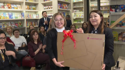 &laquo;Алматыкітап&raquo; 1000 білім беру станциясын сыйға тартты