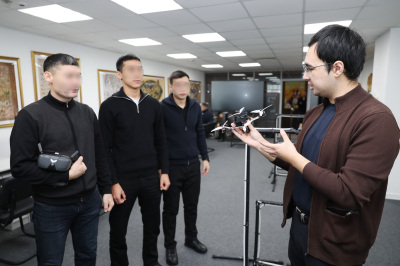 &laquo;Бүркіт&raquo; арнайы жасағының жауынгерлері FPV дрондарын игерді
