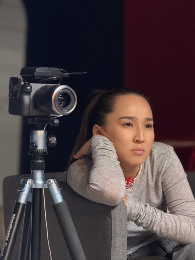 &quot;Бір сыныпта 45 бала&quot;: Блогер Әлия Әшім мемлекеттік мектептің аздығына шағымданды