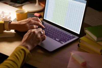 Образовательные программы по криптовалютам в Казахстане: где учиться?