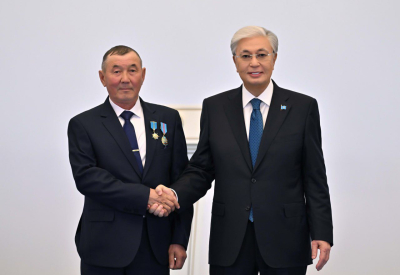 Мұрат ҚАРАЖҰМАНОВ, «Мәмбетов және К» КС механизаторы, Қазақстанның Еңбек Ері