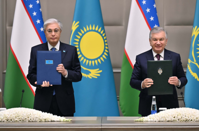 Тоқаев пен Мирзиёев қандай құжаттарға қол қойды?
