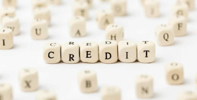 Дербес кредиттік рейтинг деген не және ол кредит алуға қалай әсер етеді?