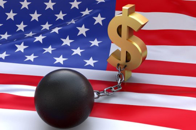 АҚШ-тың мемлекеттік қарызы экономика көлемінен асып түсті