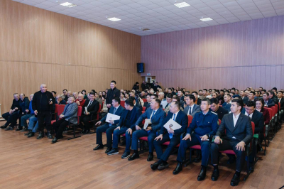 Серік Шәпкенов Құрманғазы ауданының тұрғындарымен кездесті