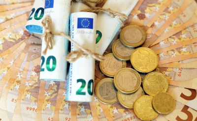 Бүгін 1 долларды қанша теңге сатып алуға болады?