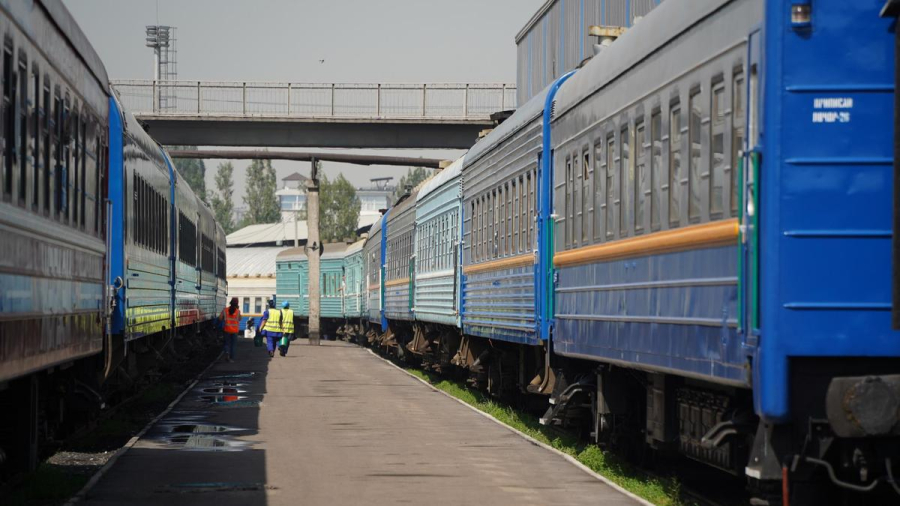 Ресейде пойыз үстіне көпір құлап, 69 зардап шегіп, 7 адам қаза тапты